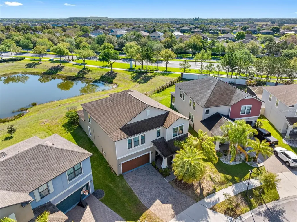 10066 Victory Gallop Loop Ruskin FL 33573