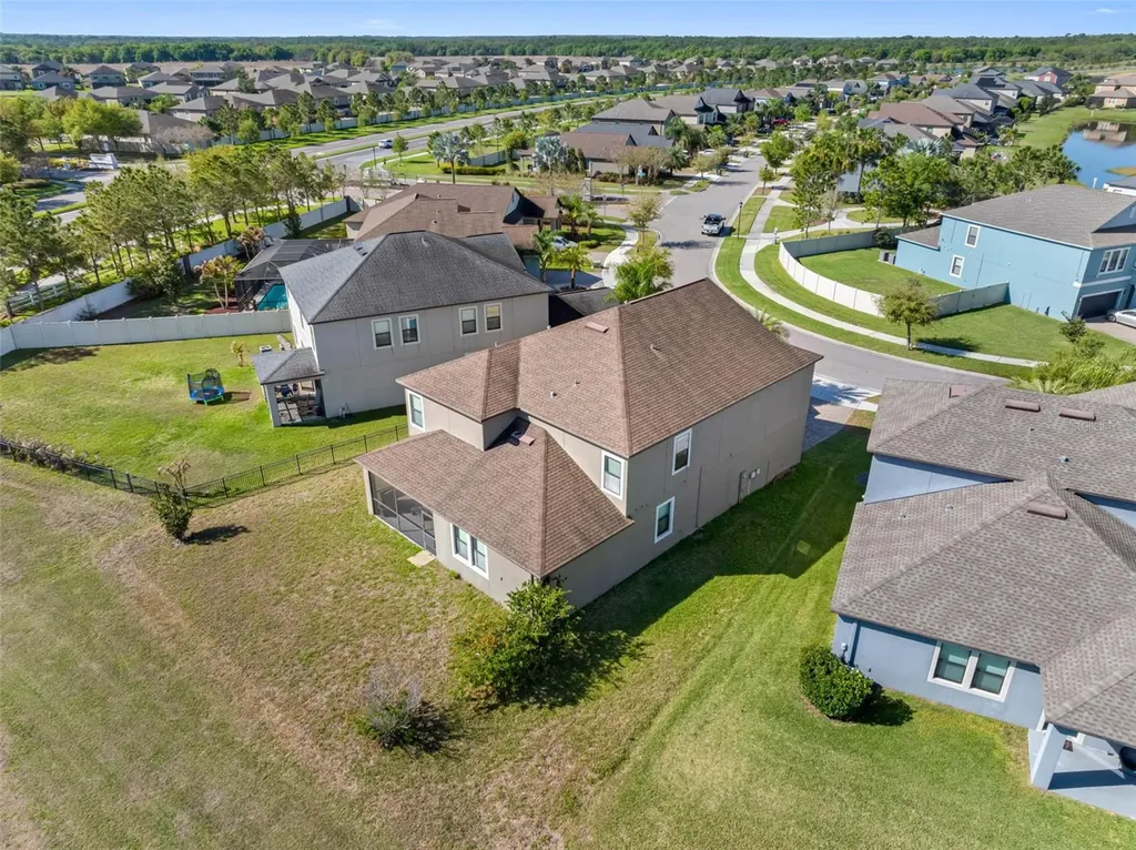 10066 Victory Gallop Loop Ruskin FL 33573