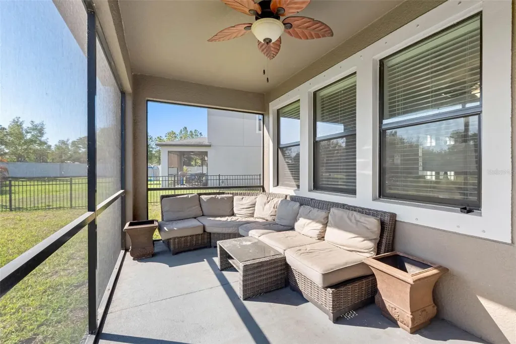 10066 Victory Gallop Loop Ruskin FL 33573
