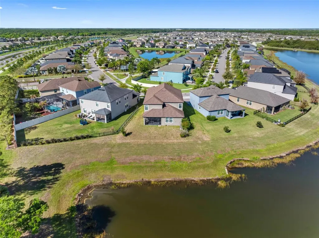 10066 Victory Gallop Loop Ruskin FL 33573