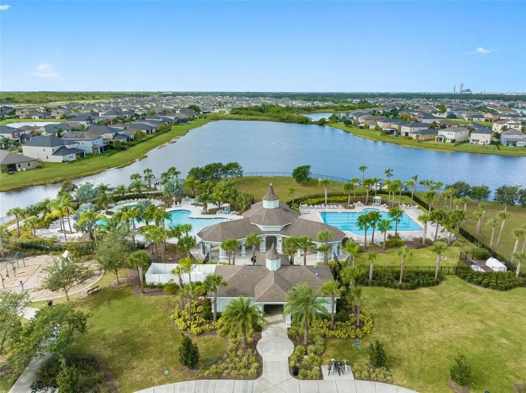 10066 Victory Gallop Loop Ruskin FL 33573