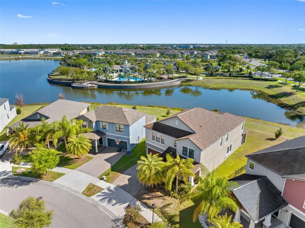 10066 Victory Gallop Loop Ruskin FL 33573