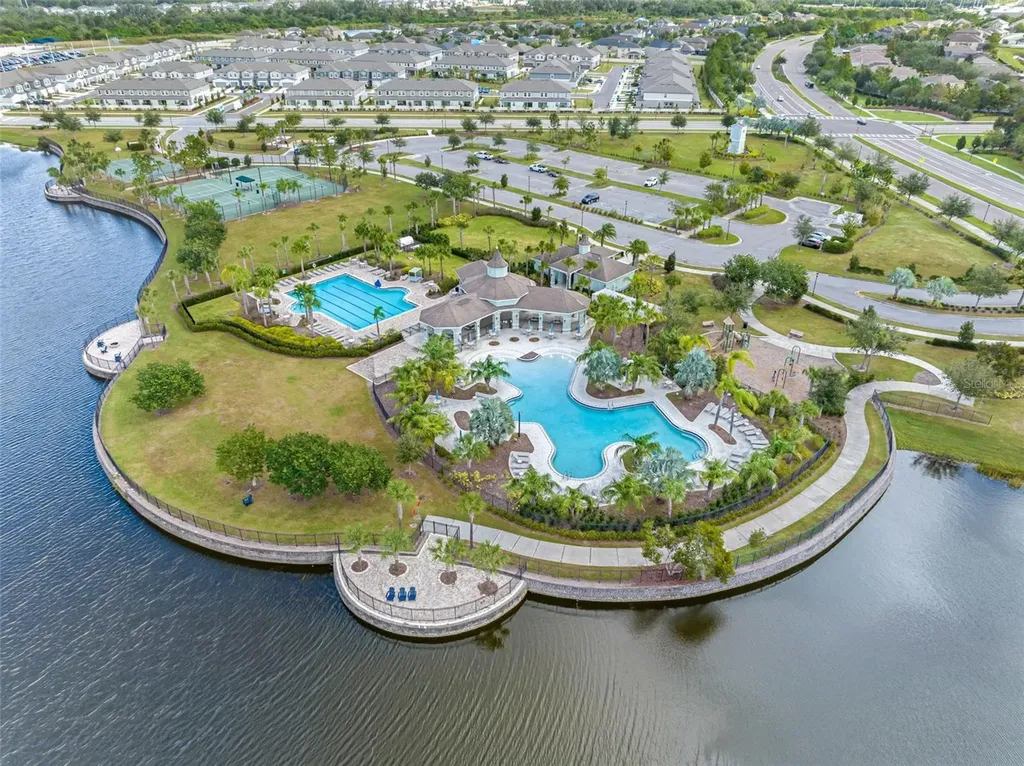 10066 Victory Gallop Loop Ruskin FL 33573