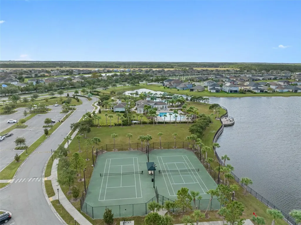 10066 Victory Gallop Loop Ruskin FL 33573