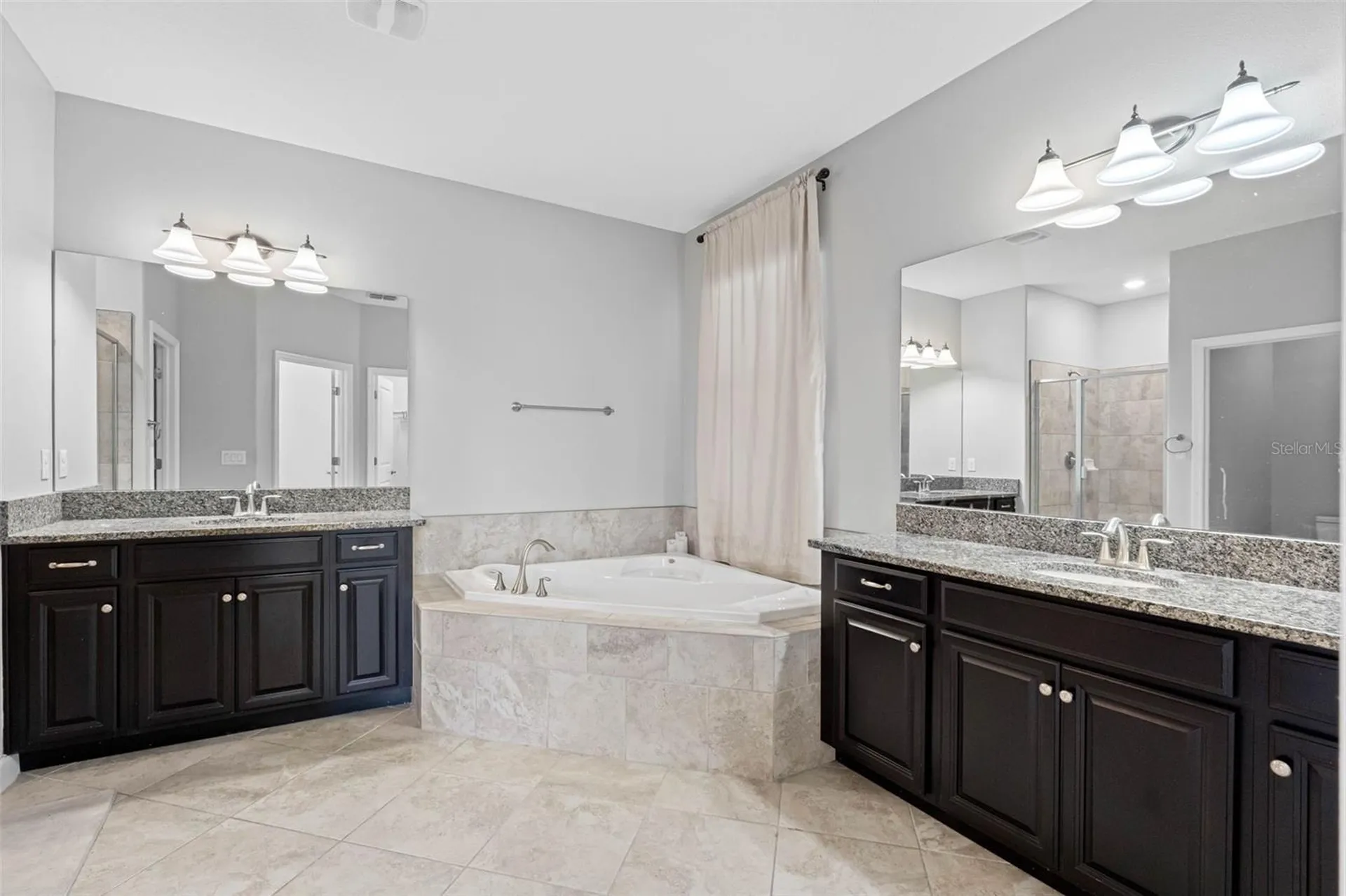 10066 Victory Gallop Loop Ruskin FL 33573