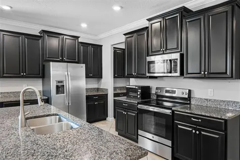 10066 Victory Gallop Loop Ruskin FL 33573
