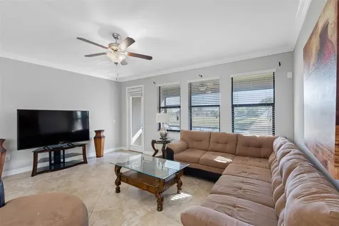 10066 Victory Gallop Loop Ruskin FL 33573