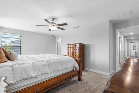 10066 Victory Gallop Loop Ruskin FL 33573