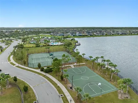 10066 Victory Gallop Loop Ruskin FL 33573
