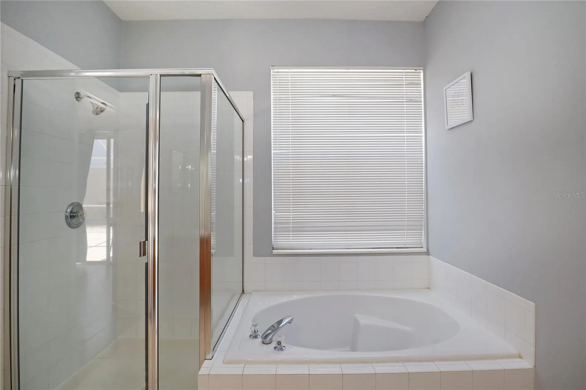 8211 Fan Palm Way Kissimmee FL 34747