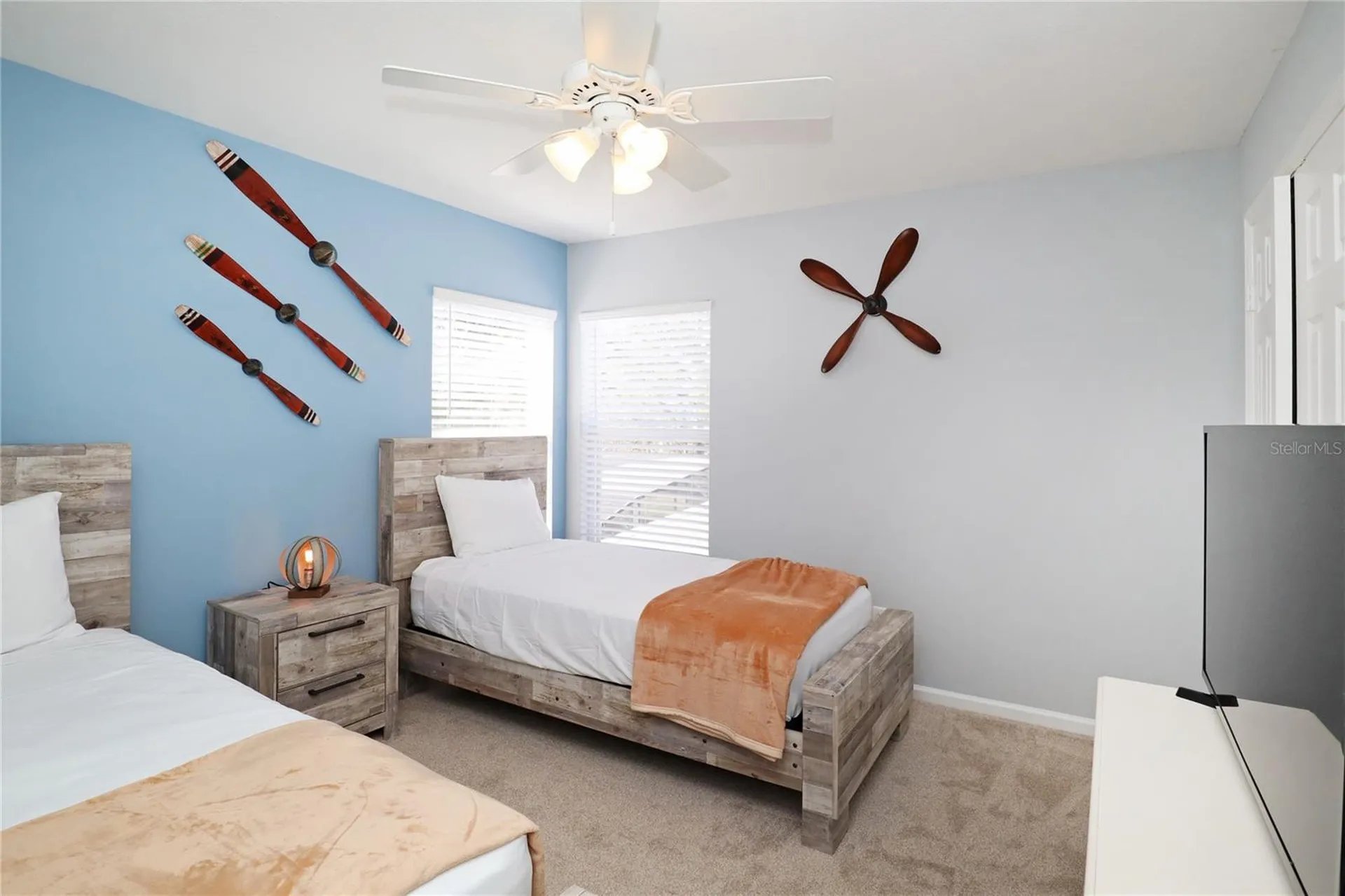 8211 Fan Palm Way Kissimmee FL 34747