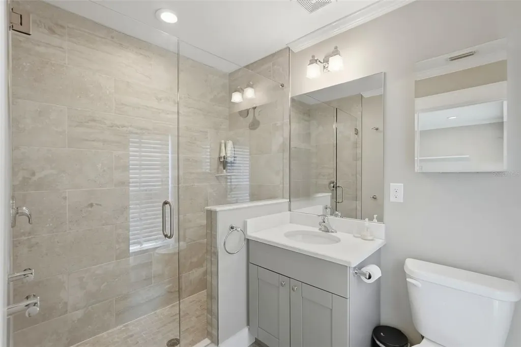 430 11th Avenue NE St Petersburg FL 33701