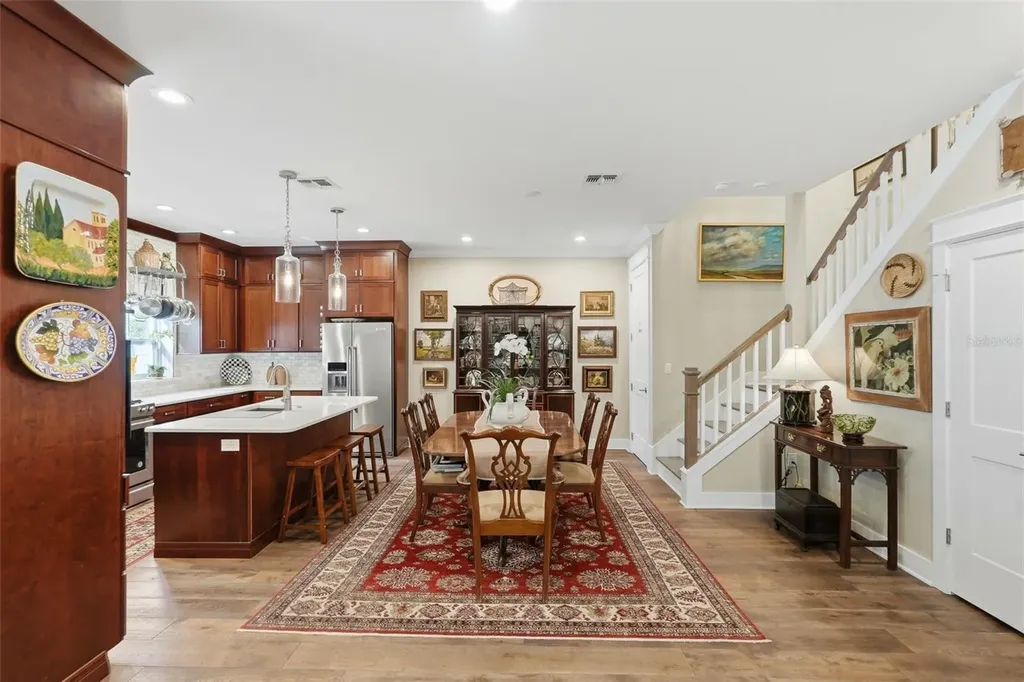 430 11th Avenue NE St Petersburg FL 33701