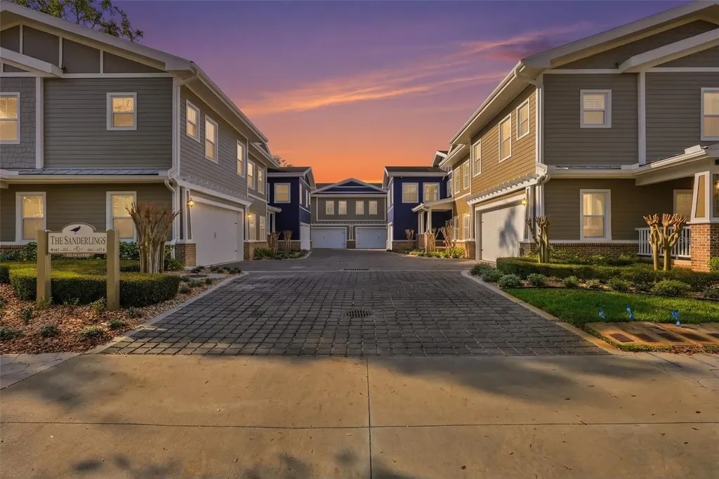 430 11th Avenue NE St Petersburg FL 33701