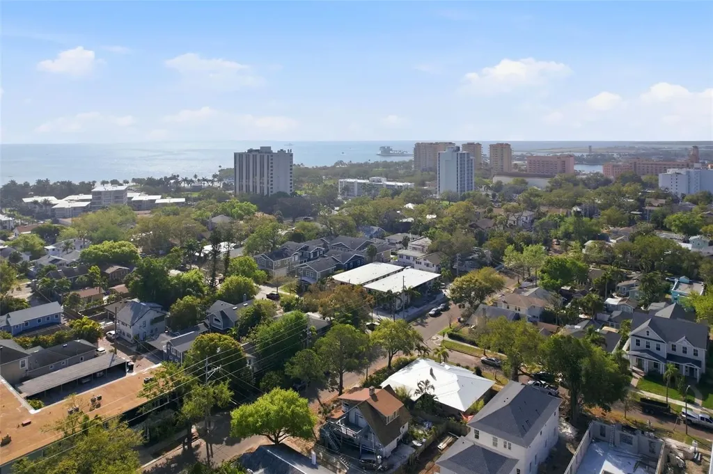 430 11th Avenue NE St Petersburg FL 33701