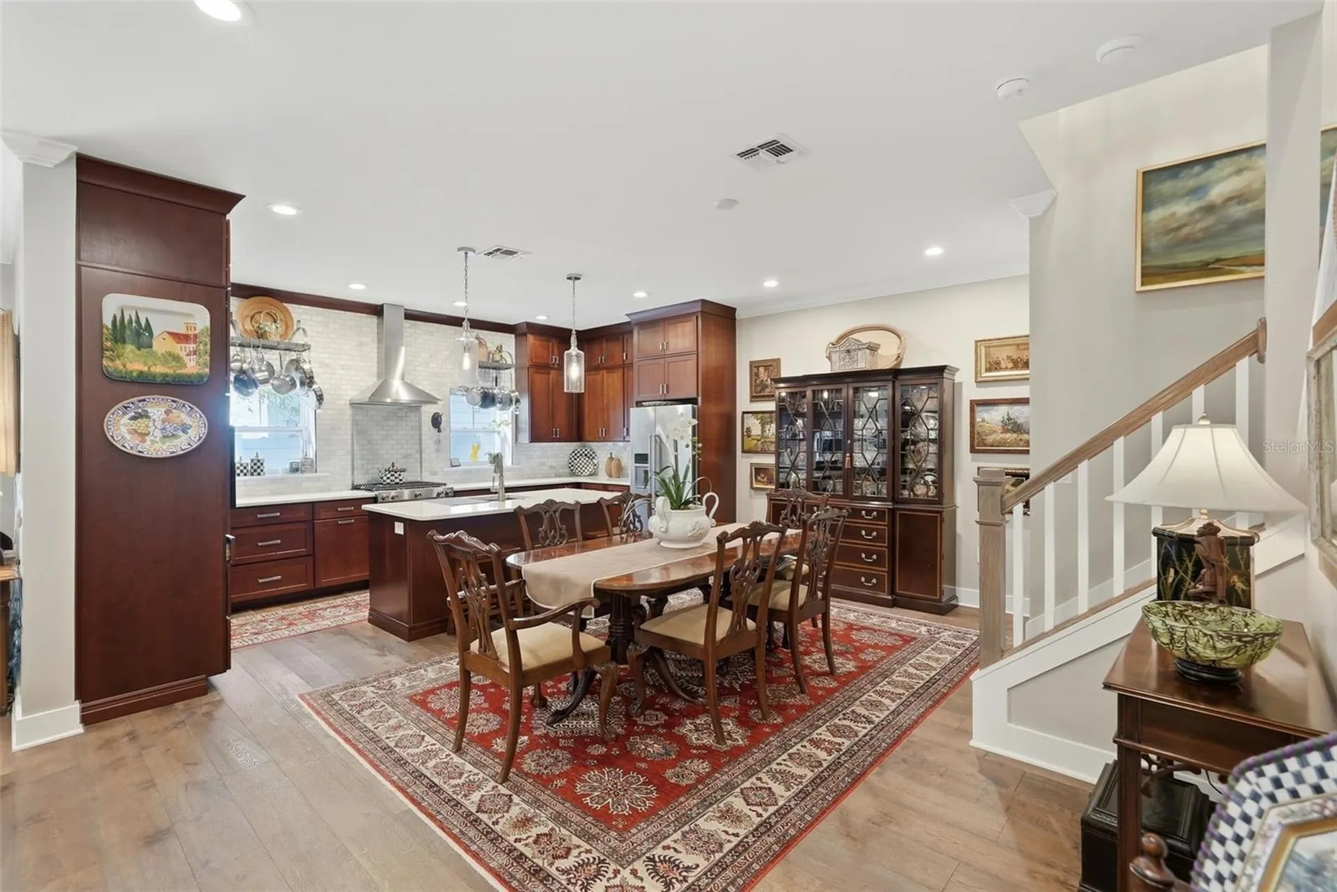 430 11th Avenue NE St Petersburg FL 33701