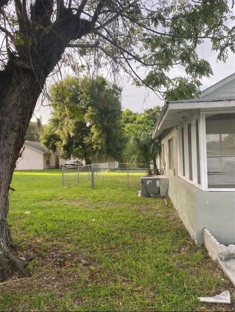 904 Washington Street Leesburg FL 34748