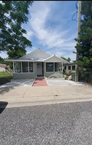 904 Washington Street Leesburg FL 34748