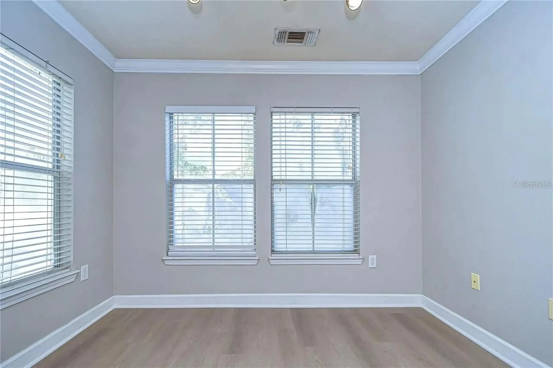 18163 Bridle Club Drive Tampa FL 33647