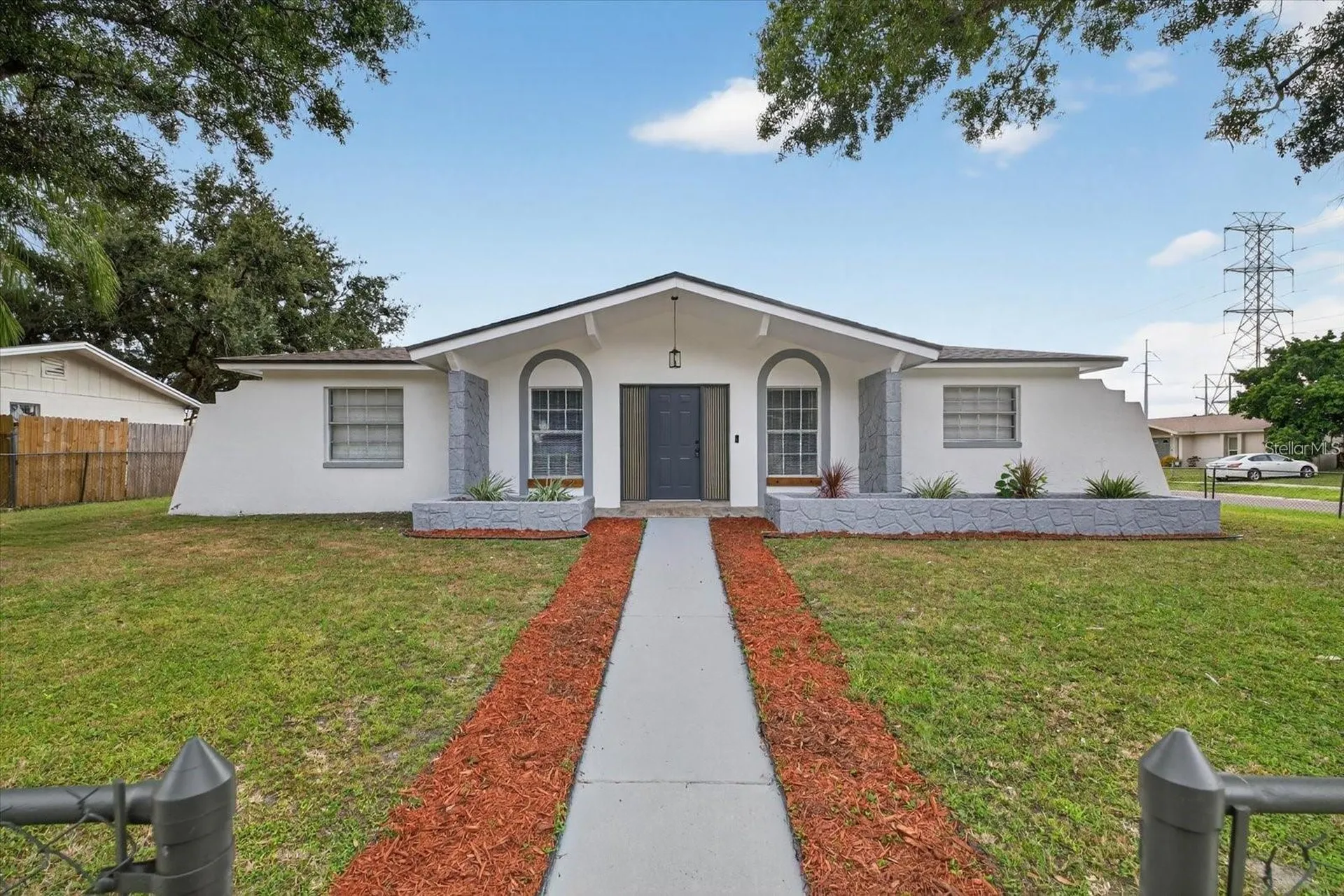 8609 Fish Lake Road Tampa FL 33619