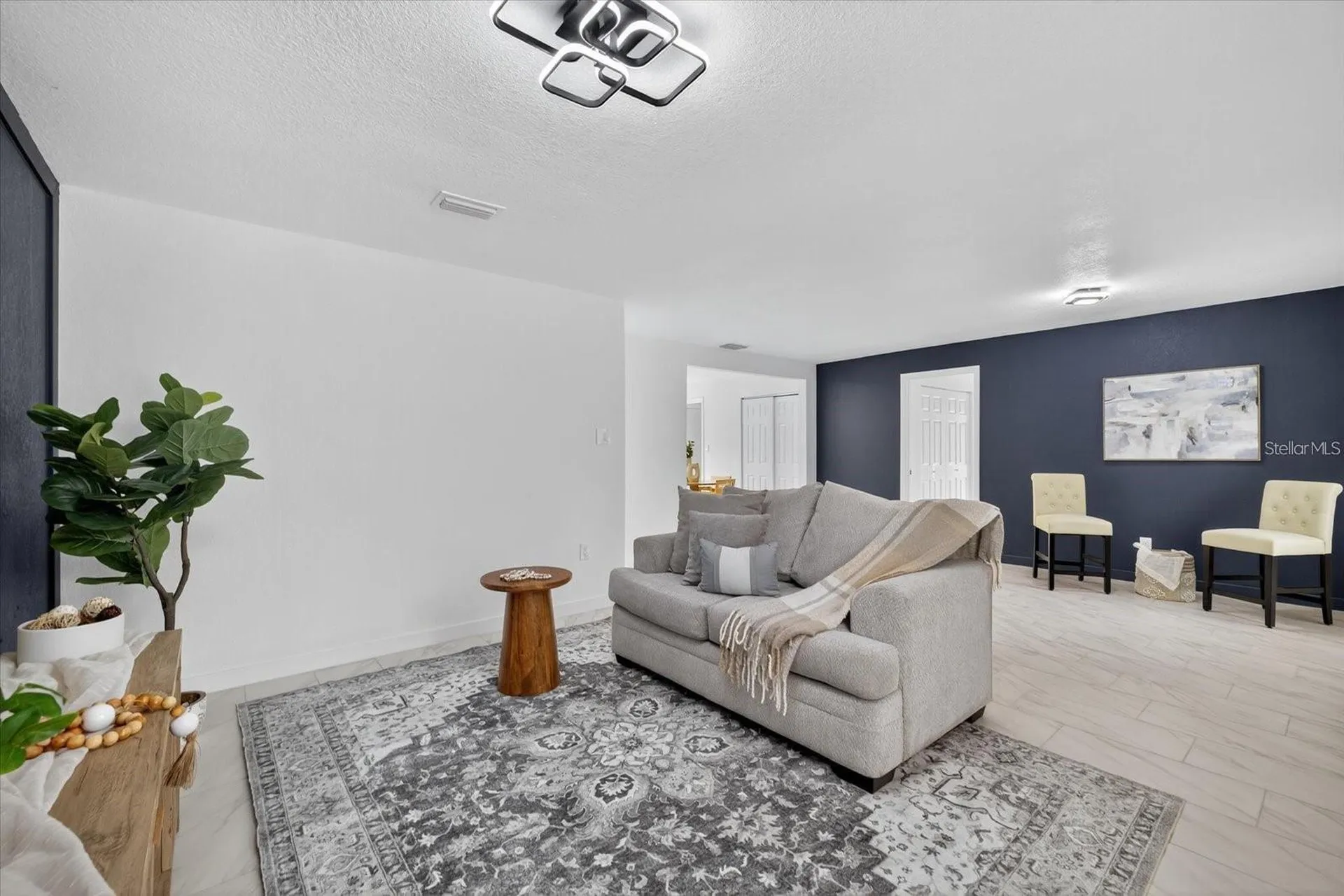 8609 Fish Lake Road Tampa FL 33619