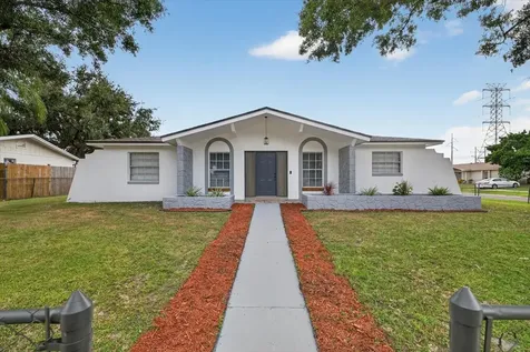 8609 Fish Lake Road Tampa FL 33619