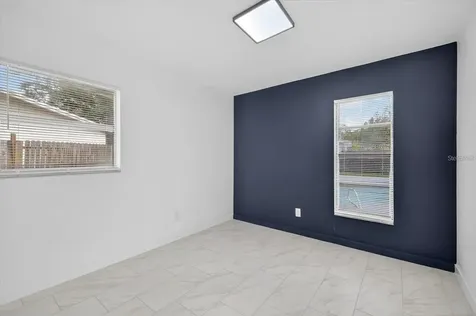 8609 Fish Lake Road Tampa FL 33619