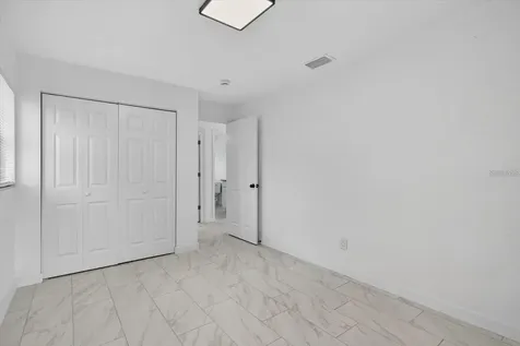 8609 Fish Lake Road Tampa FL 33619