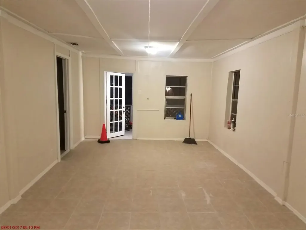 611 N Lakewood Avenue Ocoee FL 34761