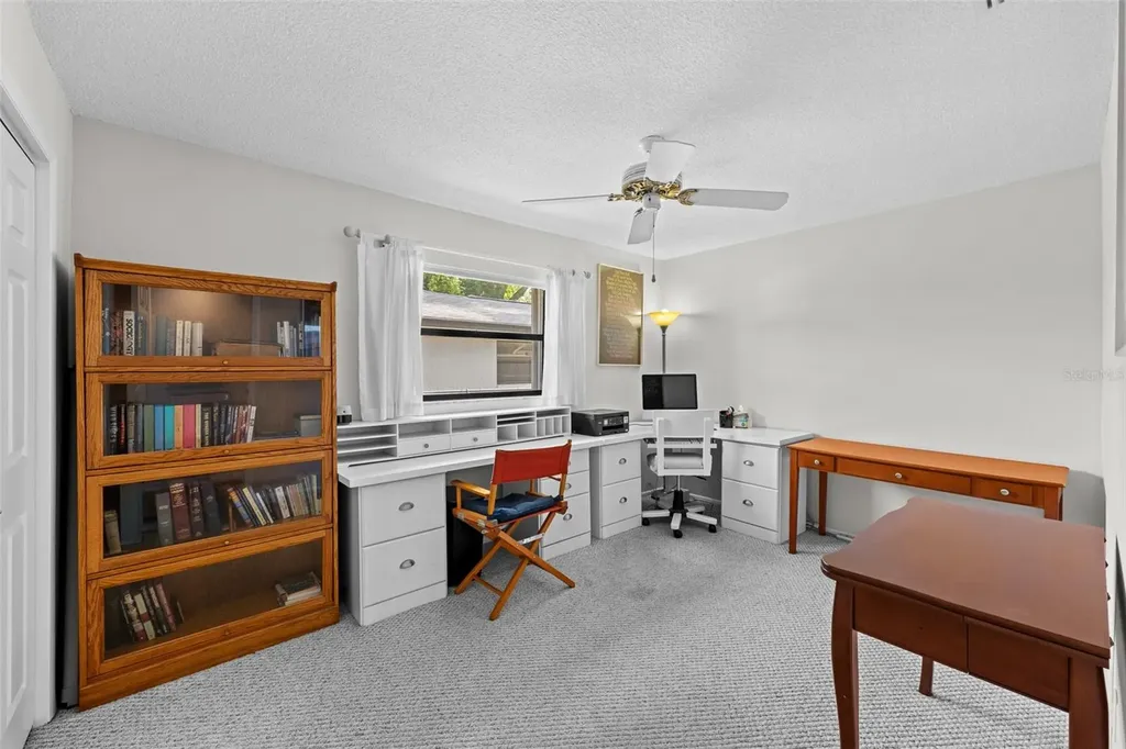 140 Valley Circle Brandon FL 33510