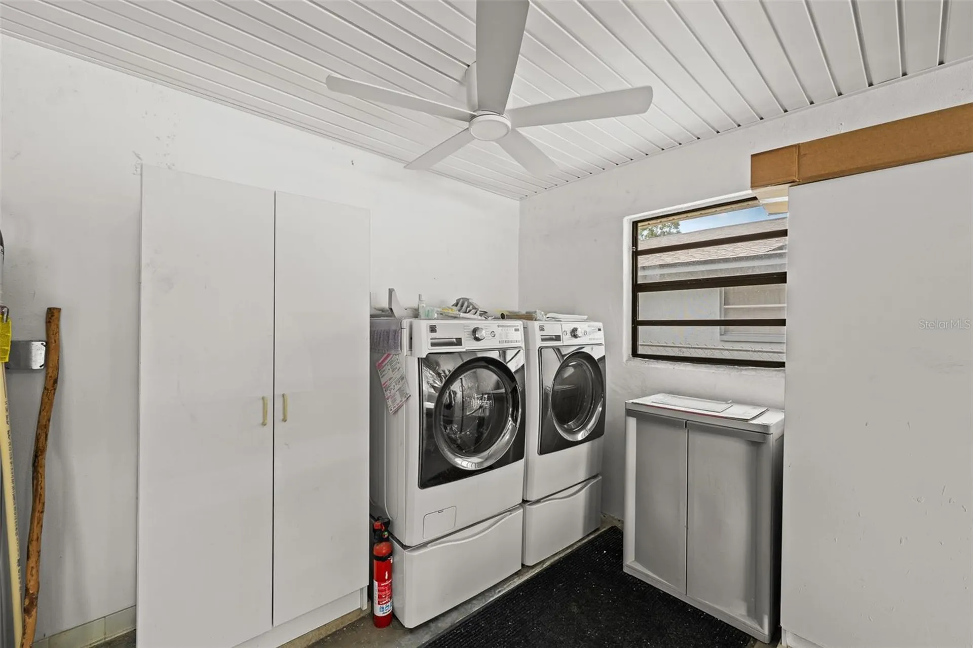 140 Valley Circle Brandon FL 33510