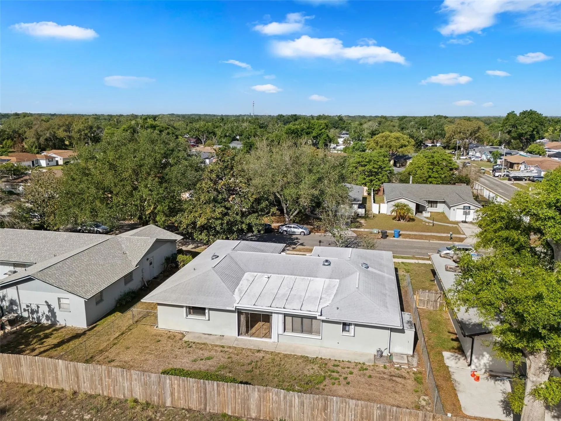 140 Valley Circle Brandon FL 33510