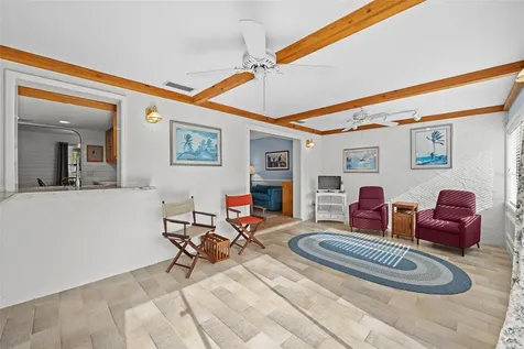 140 Valley Circle Brandon FL 33510