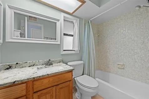 140 Valley Circle Brandon FL 33510