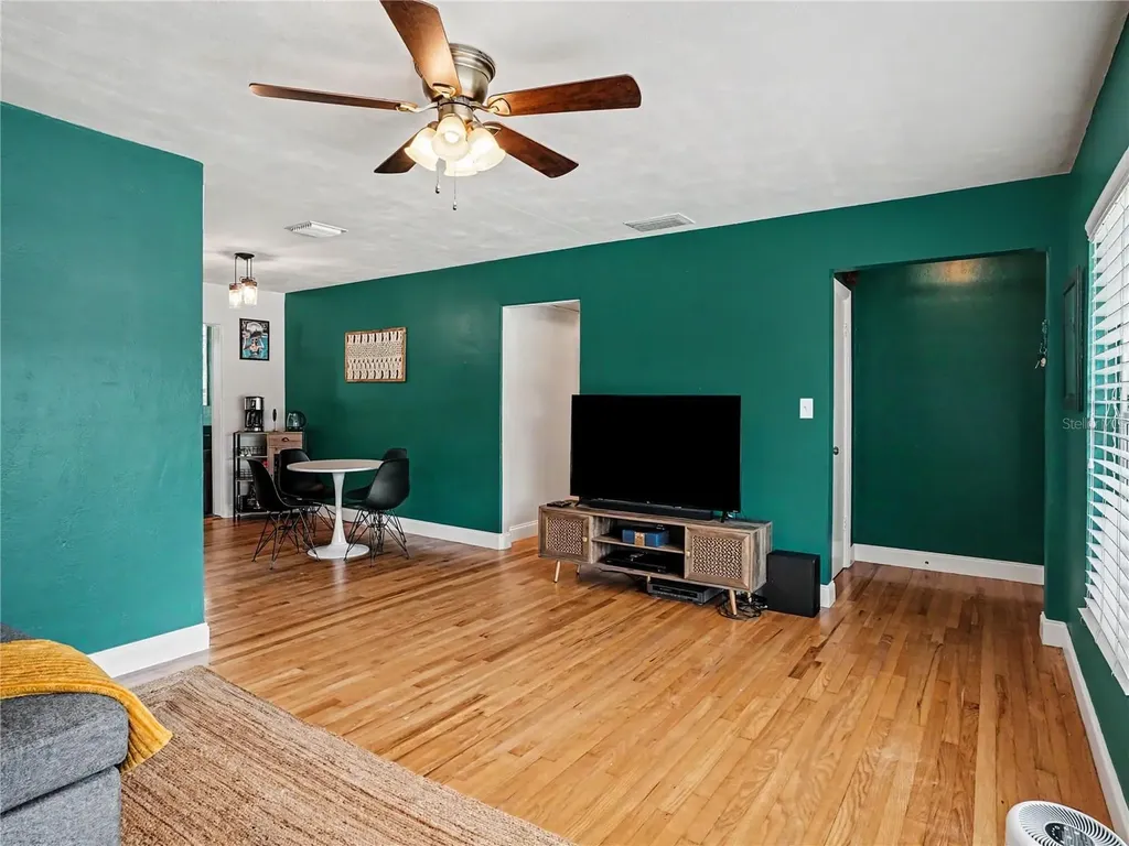 3313 E Kaley Avenue Orlando FL 32806