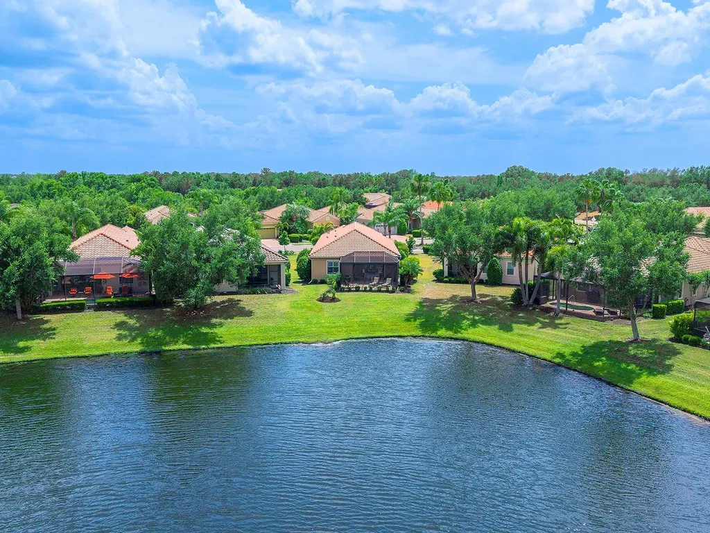7263 Belleisle Glen Lakewood Ranch FL 34202