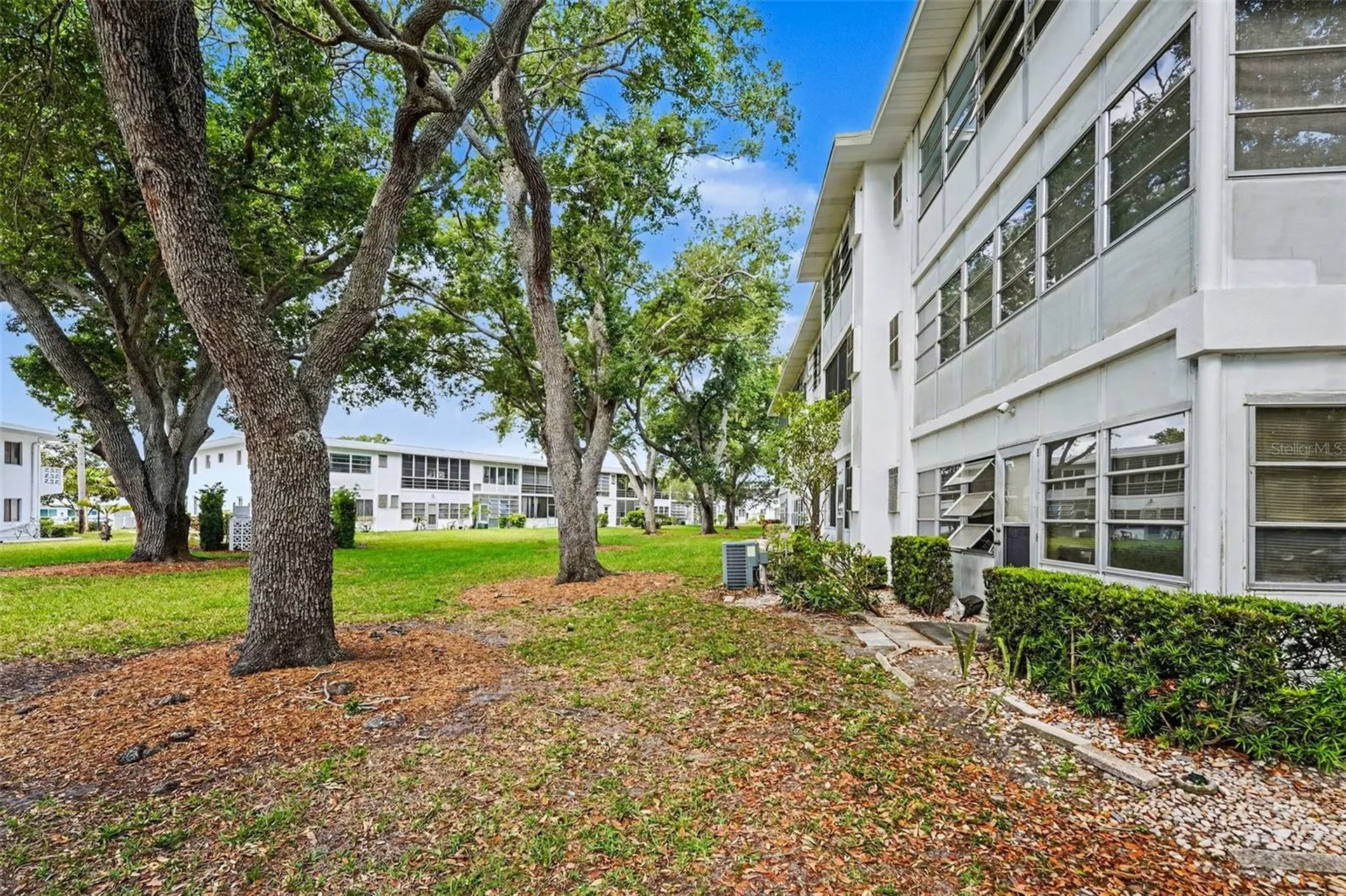8402 111th Street N Seminole FL 33772