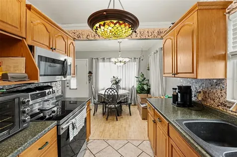 8402 111th Street N Seminole FL 33772