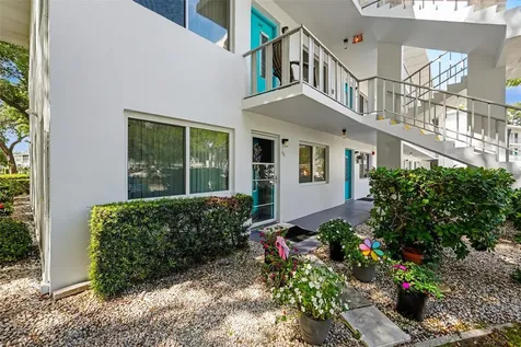 8402 111th Street N Seminole FL 33772