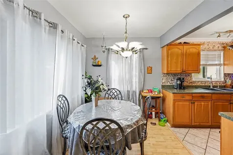 8402 111th Street N Seminole FL 33772