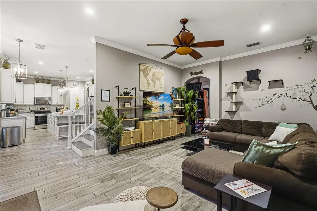 3837 Blazing Star Drive Orlando FL 32828