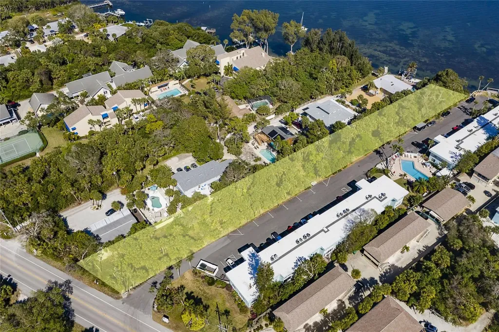 5065 N Beach Road Englewood FL 34223