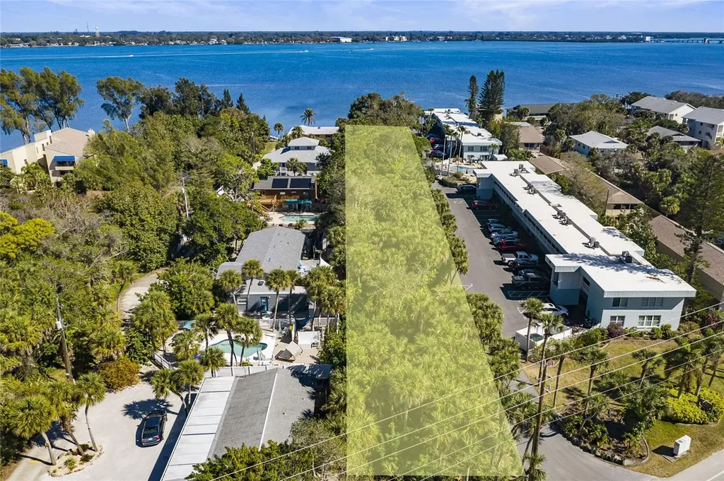 5065 N Beach Road Englewood FL 34223
