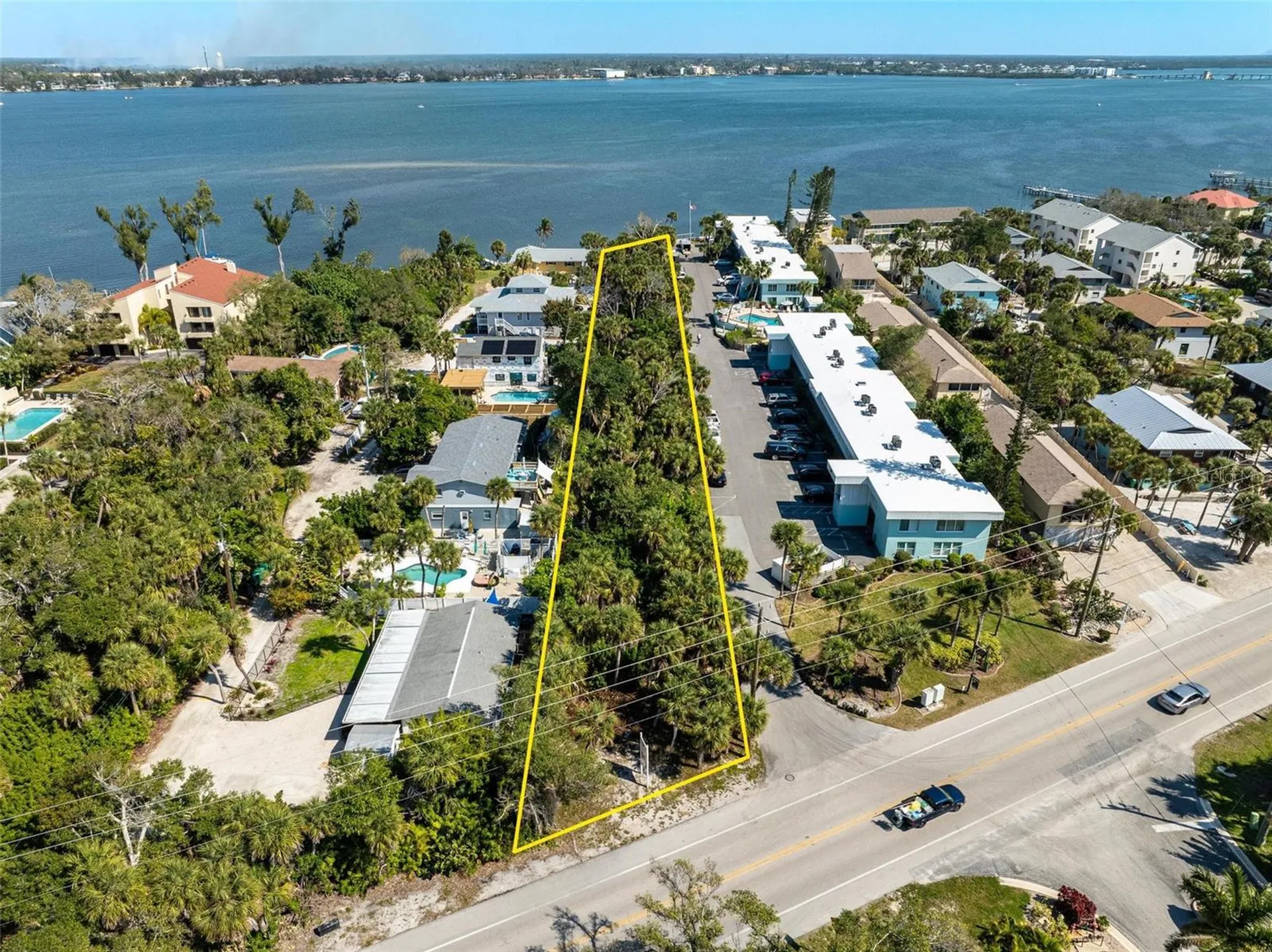 5065 N Beach Road Englewood FL 34223