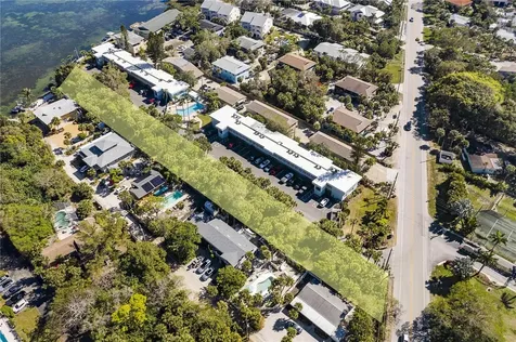 5065 N Beach Road Englewood FL 34223