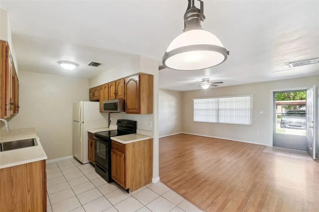 12418 Orangewood Circle Tavares FL 32778