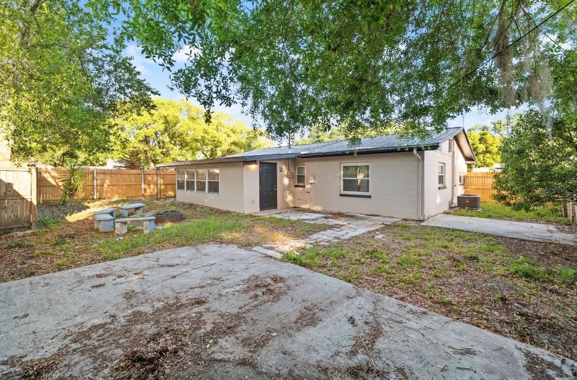 38245 12th Avenue Zephyrhills FL 33542