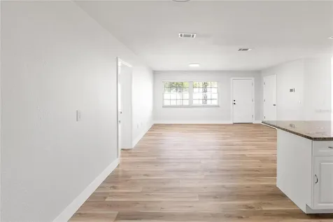 38245 12th Avenue Zephyrhills FL 33542