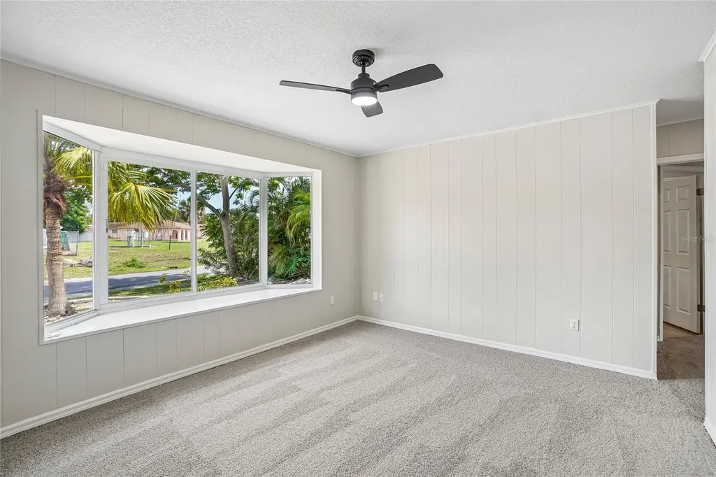 5609 Executive Drive New Port Richey FL 34652
