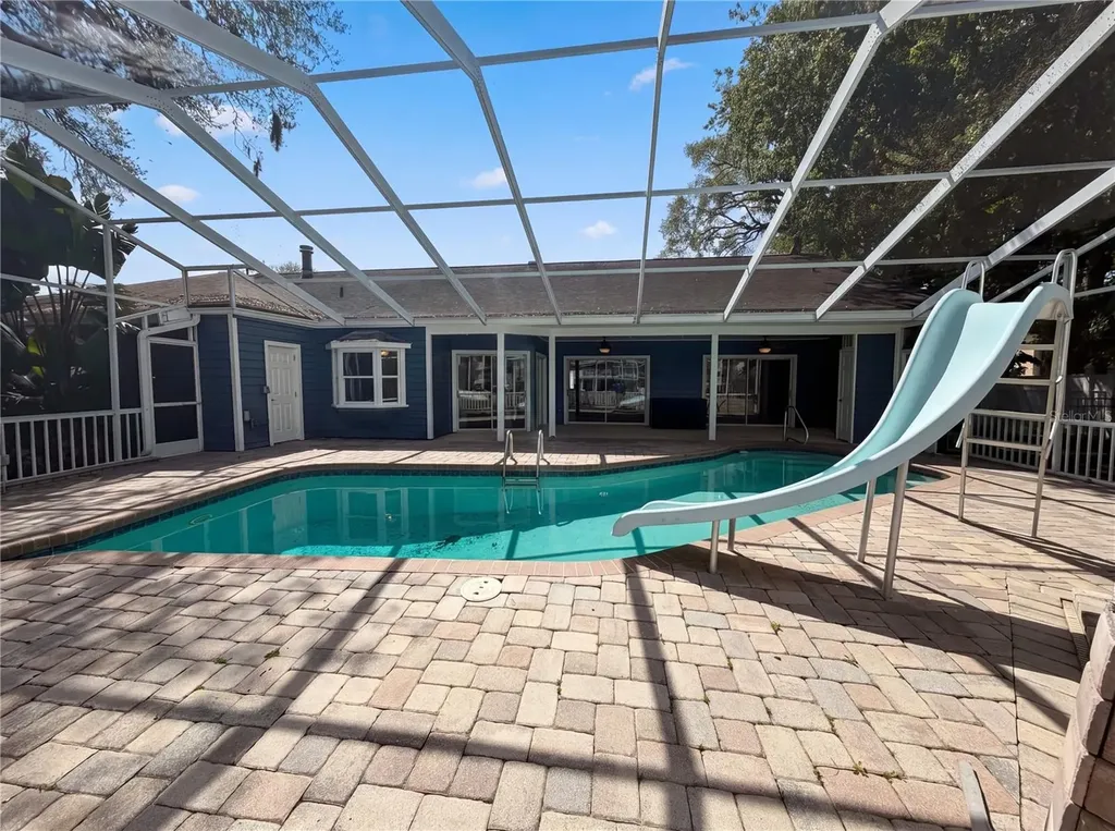 5609 Executive Drive New Port Richey FL 34652